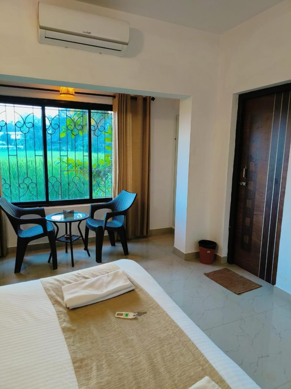 Green Field View Hotel Candolim Kültér fotó