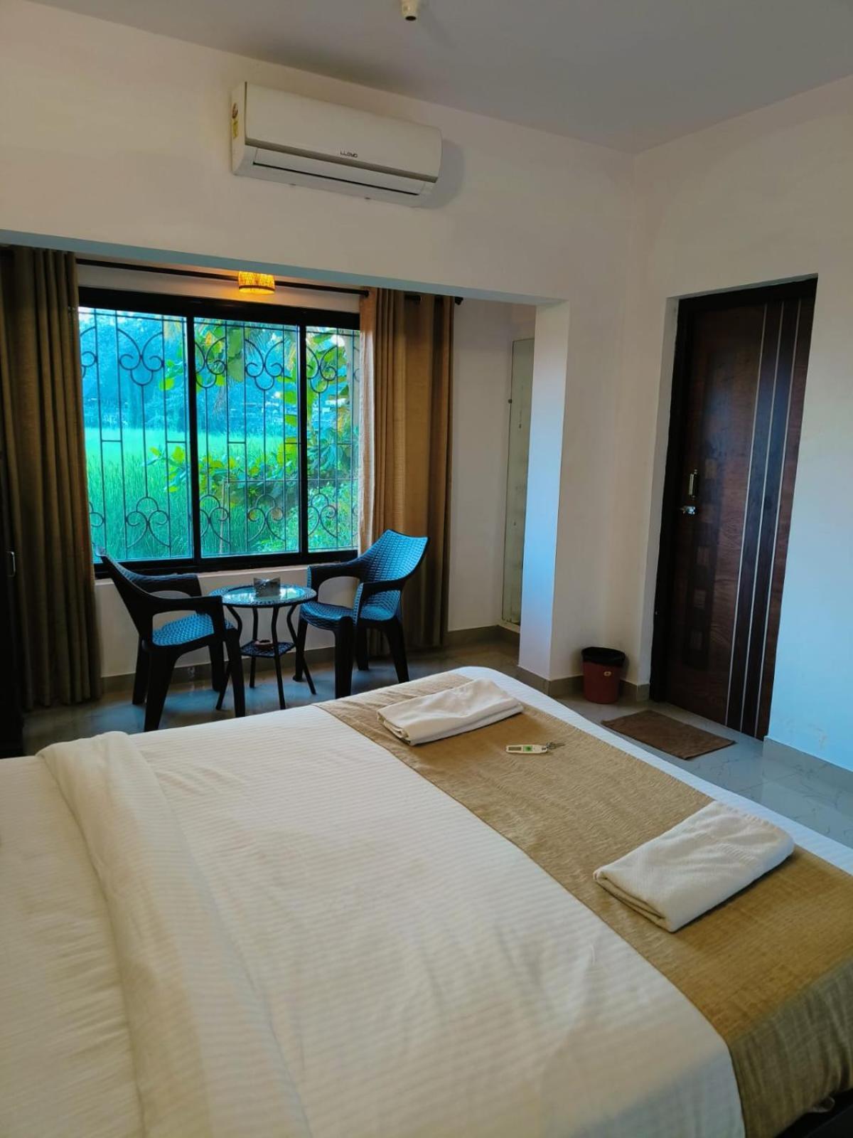 Green Field View Hotel Candolim Kültér fotó
